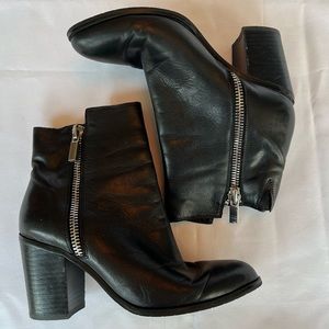 Kenneth Cole women’s boots